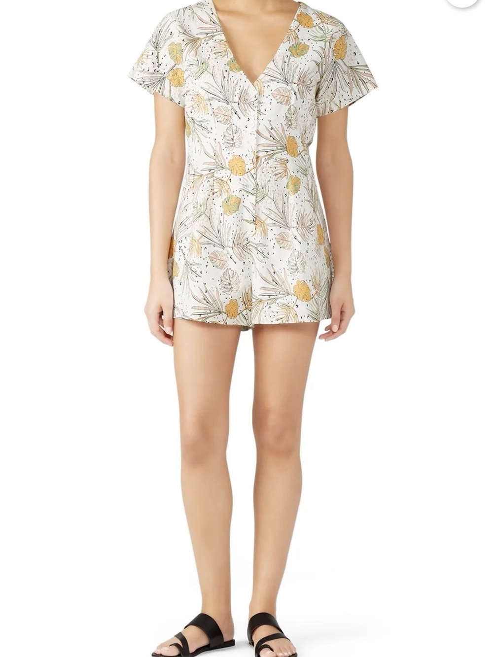 MINKPINK Tropical Floral Romper | Rent the Runway | Size Petite Friendly
